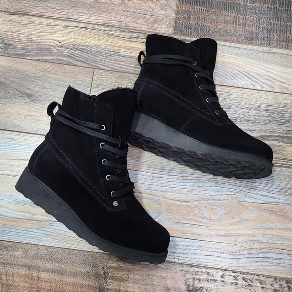 BearPaw Krista Ankle Lace-Up Boots - Picture 4 of 7